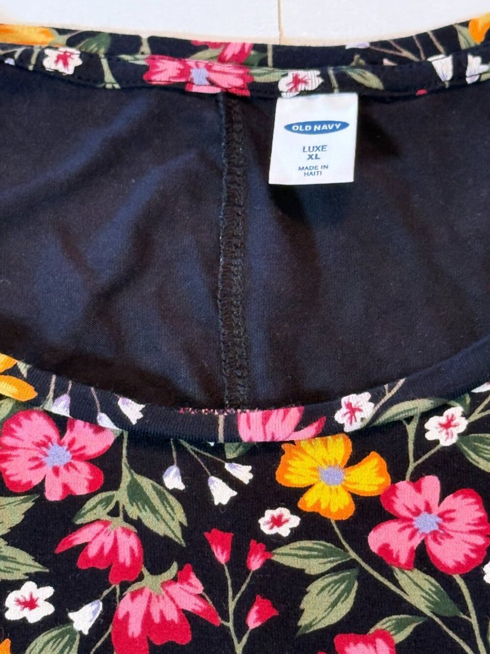Old Navy Floral Print Sleeveless Casual Tank Women's XL UEC! - Picture 3 of 5